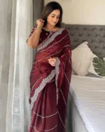 Women Embellished & Embroidered Jimmy Choo Saree - Image 4