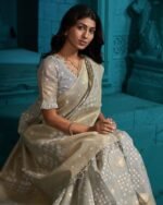 Sarah Idhika Cotton Saree, Grey Colour, Abstract Pattern, Unstitched Blouse Saree - Image 4